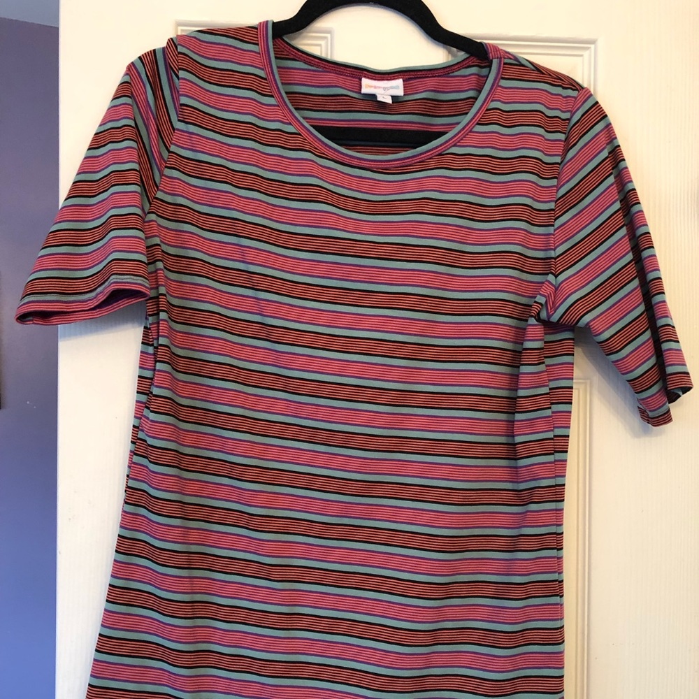 LuLaRoe Gigi striped top
